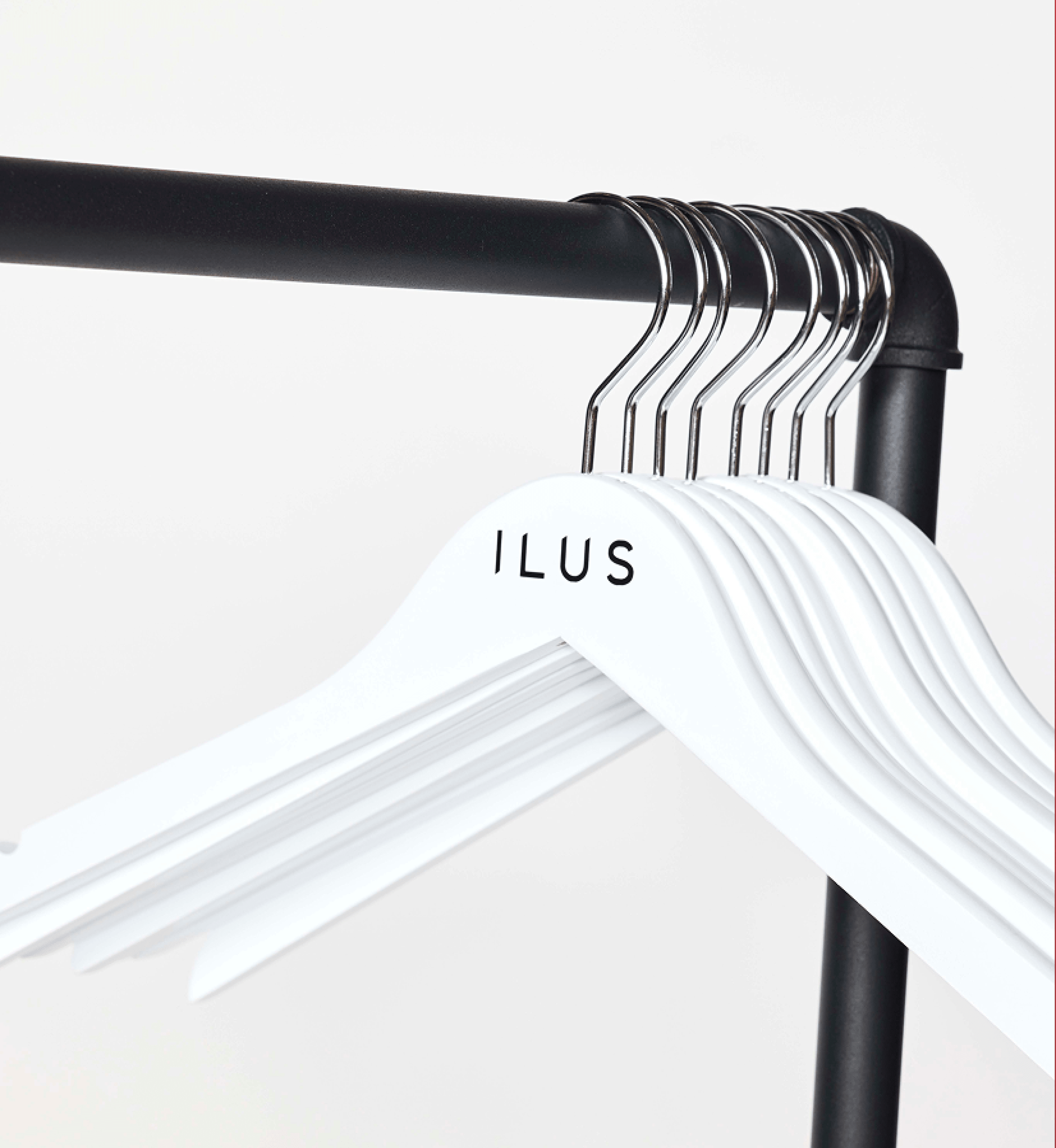 SWEATS - ILUS LABEL