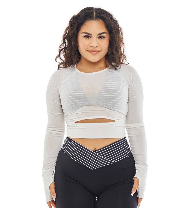 EFFORTLESS CROPPED TOP