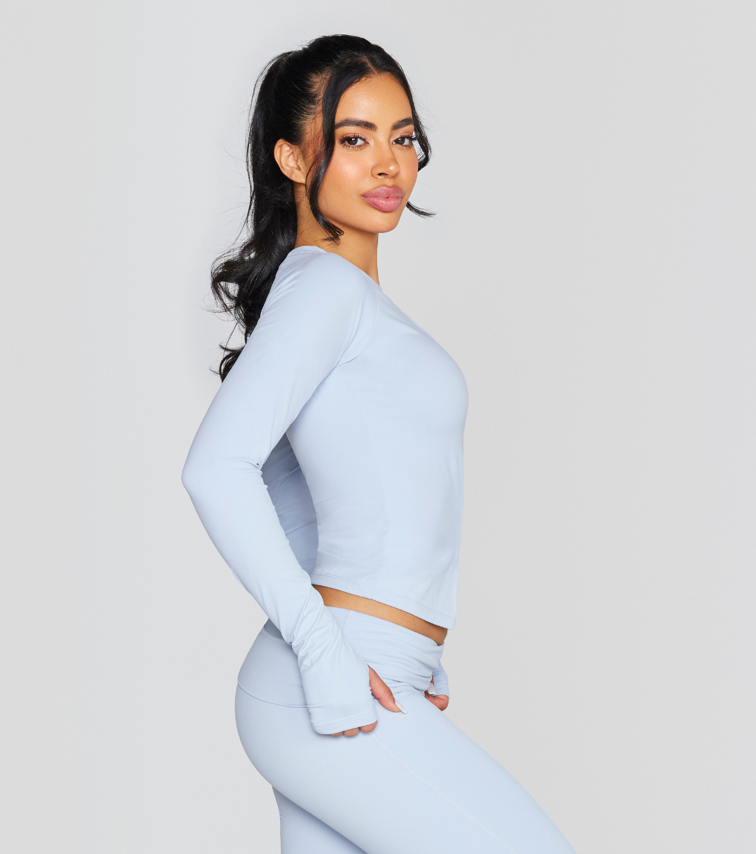 ESSENTIAL SCOOP LONG SLEEVE