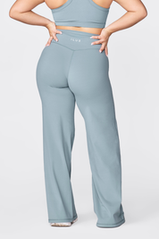 FUNDAMENTAL STRAIGHT LEG BOTTOMS