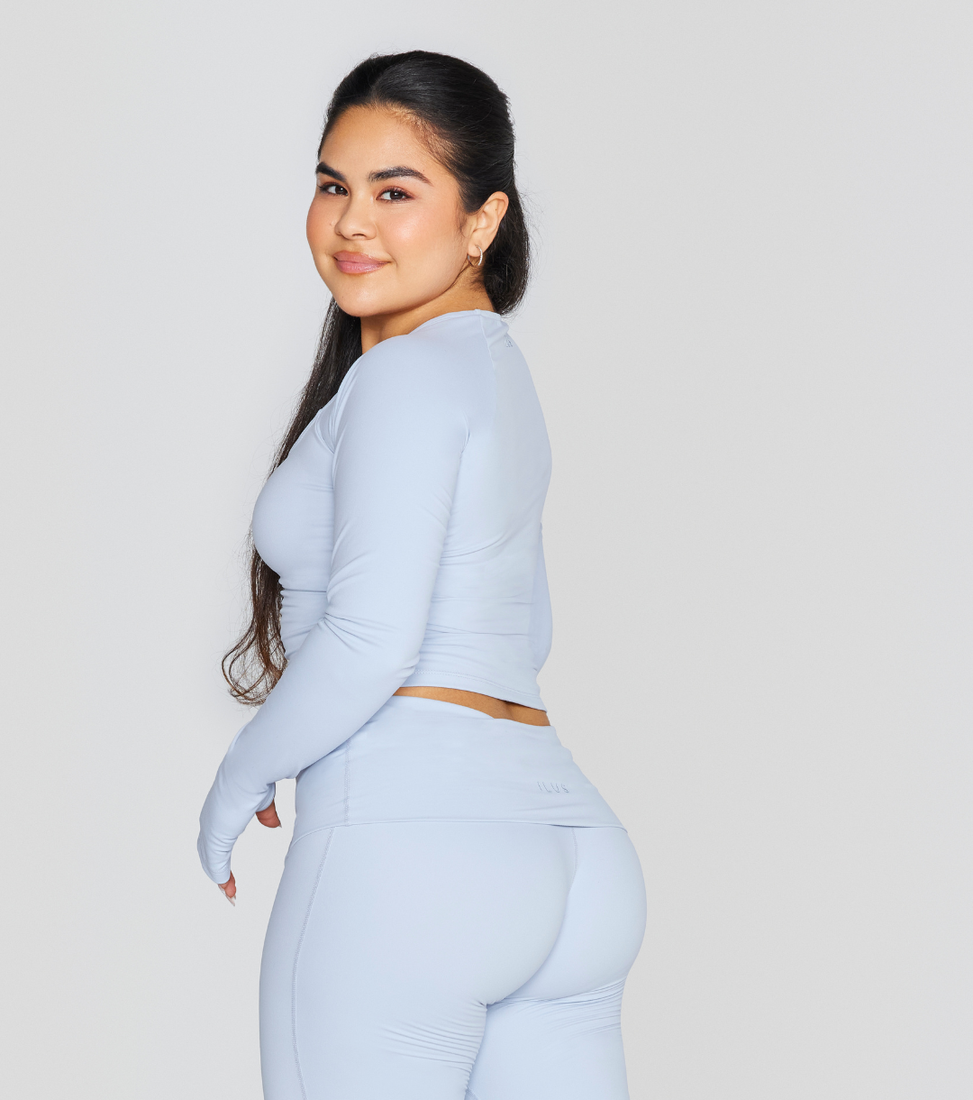 ESSENTIAL SCOOP LONG SLEEVE