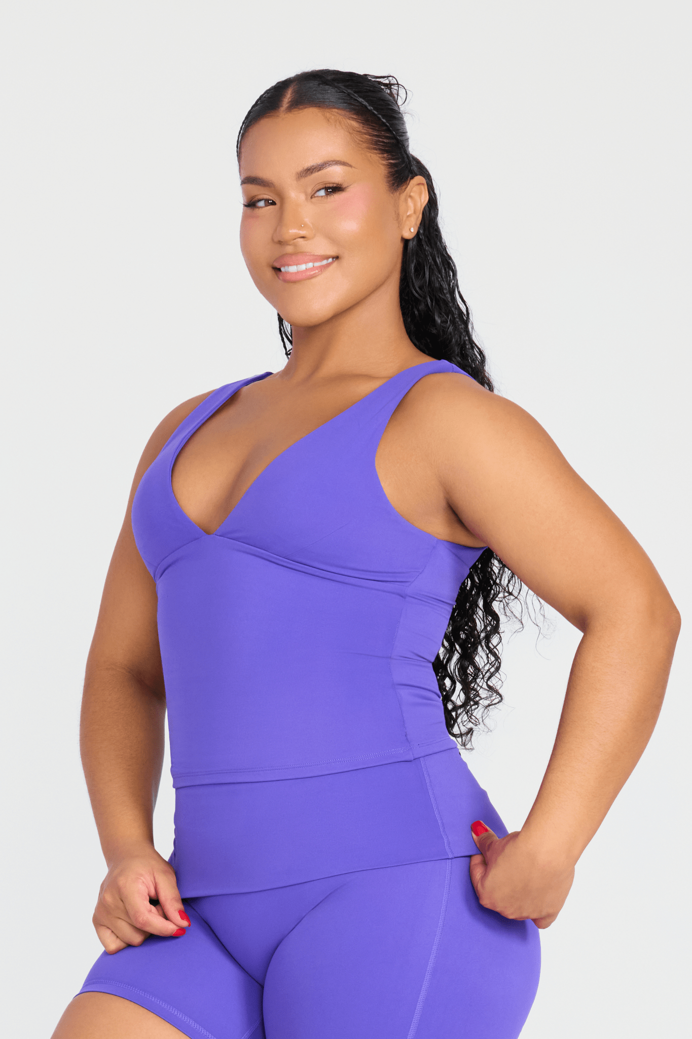 BONDED TRIANGLE TANK - ILUS LABEL