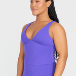 BONDED TRIANGLE TANK - ILUS LABEL