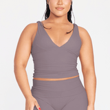 BONDED TRIANGLE TANK - ILUS LABEL