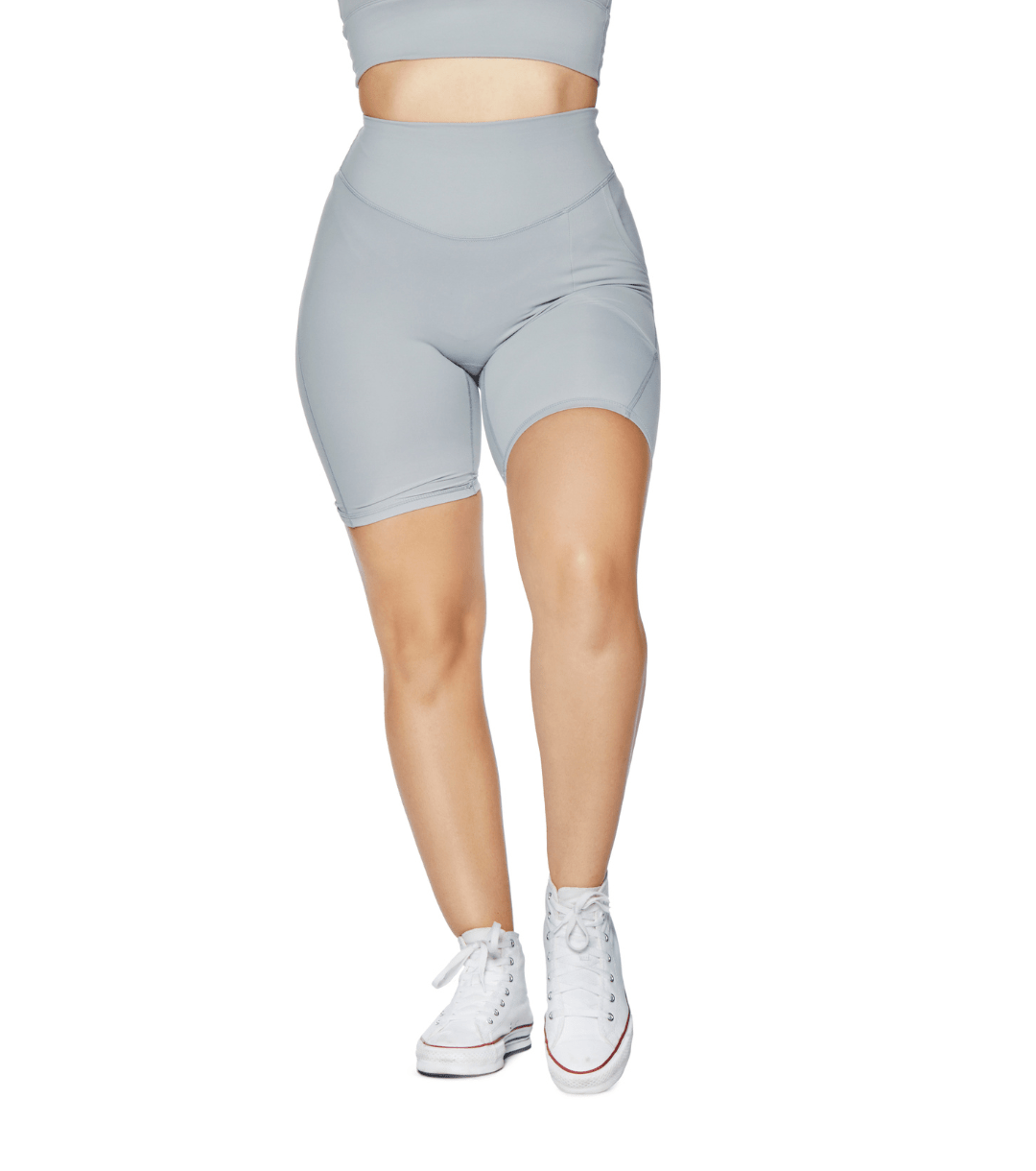 CONFIDENCE BIKER SHORTS - ILUS LABEL