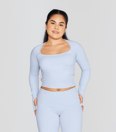 ESSENTIAL SCOOP LONG SLEEVE - ILUS LABEL