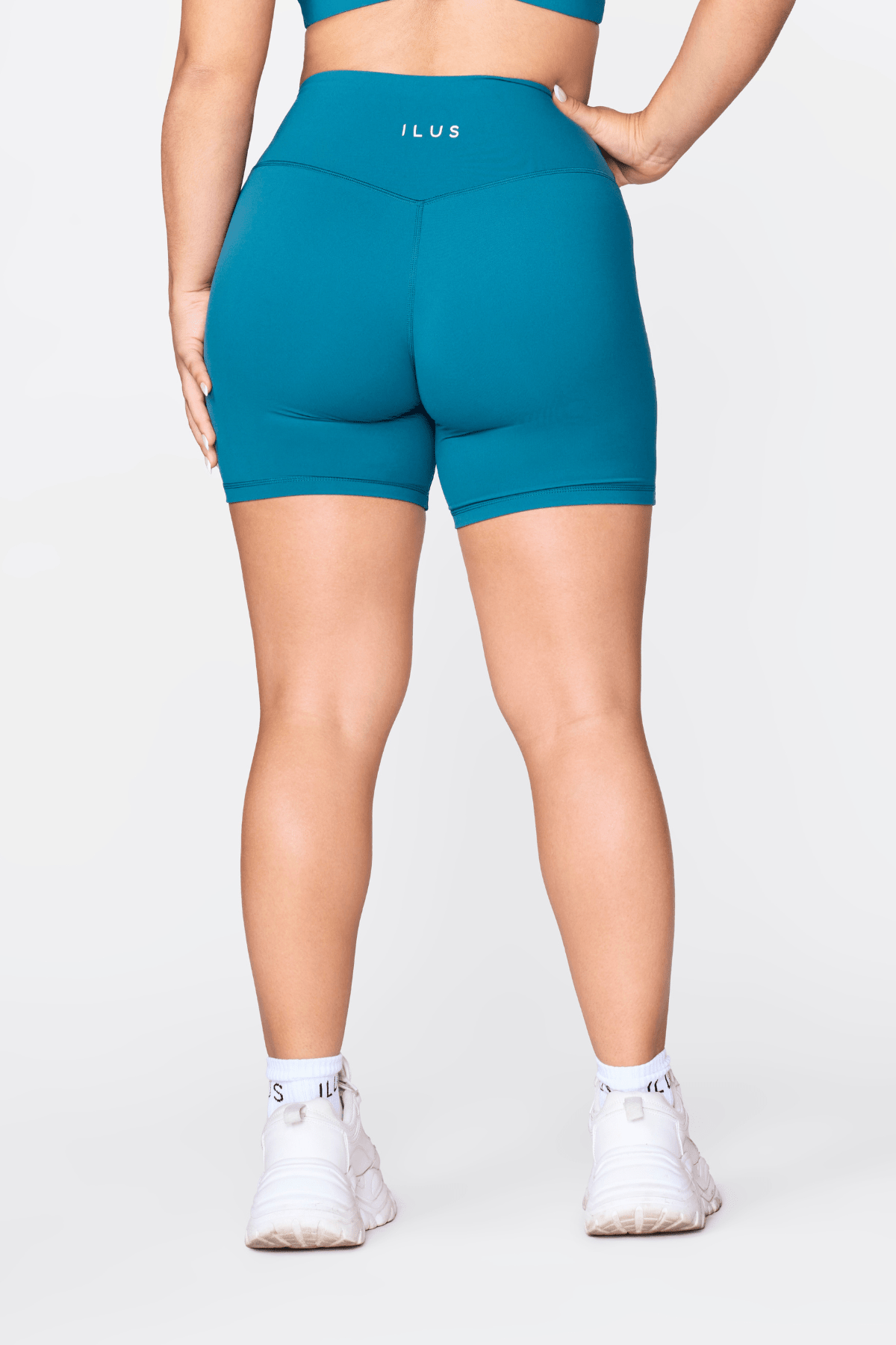 FUNDAMENTAL 4.5 SHORTS - ILUS LABEL