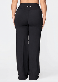 FUNDAMENTAL STRAIGHT LEG BOTTOMS - ILUS LABEL