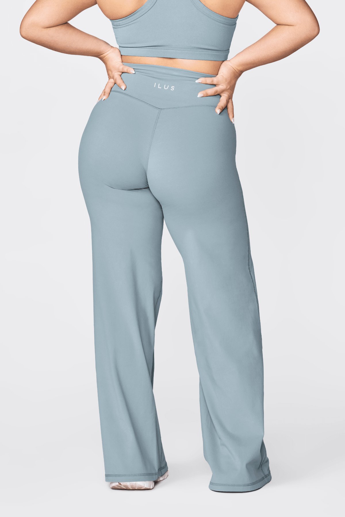 FUNDAMENTAL STRAIGHT LEG BOTTOMS - ILUS LABEL