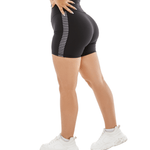 LINEAR PARALLEL SHORTS - ILUS LABEL