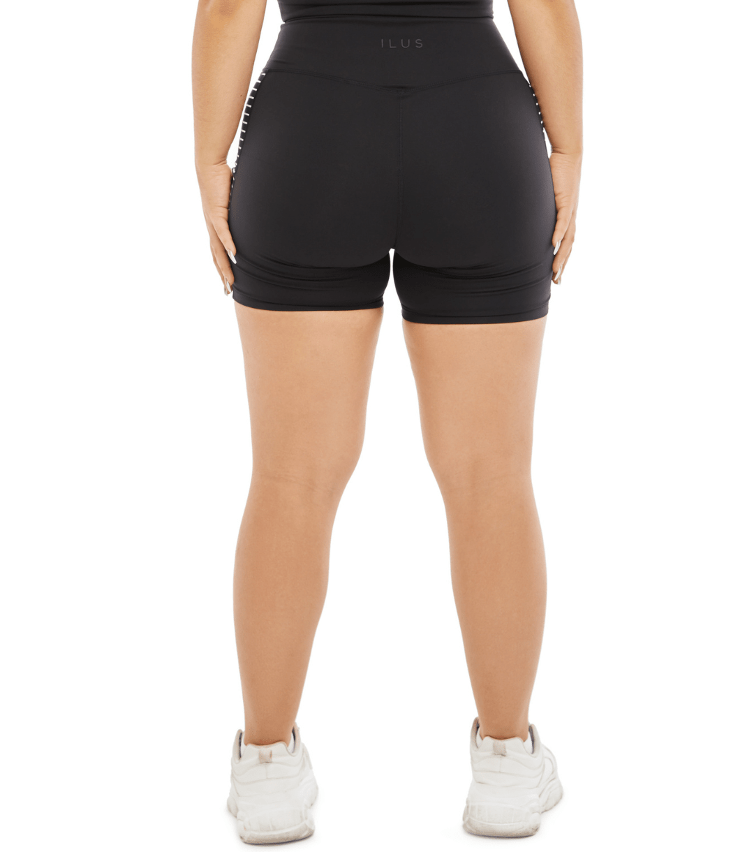 LINEAR PARALLEL SHORTS - ILUS LABEL